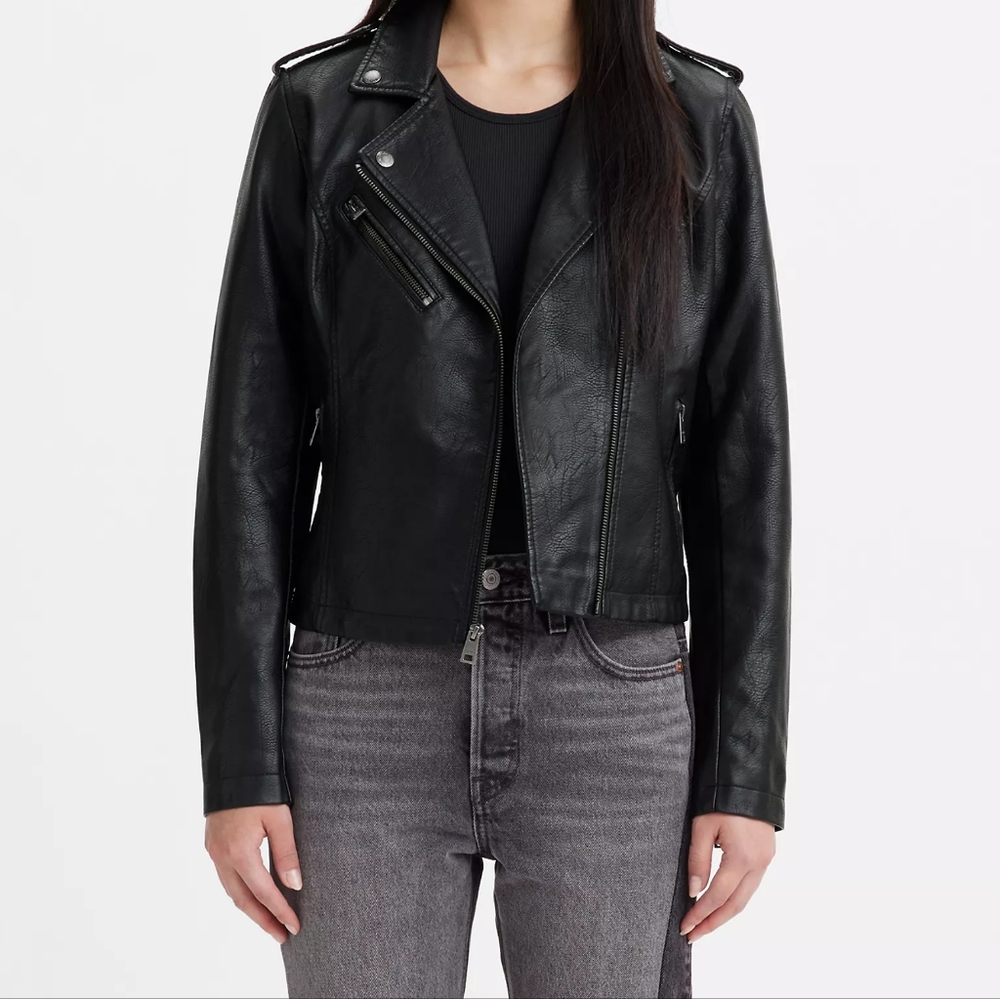 Levi's Women's Classic Black Leather Jacket